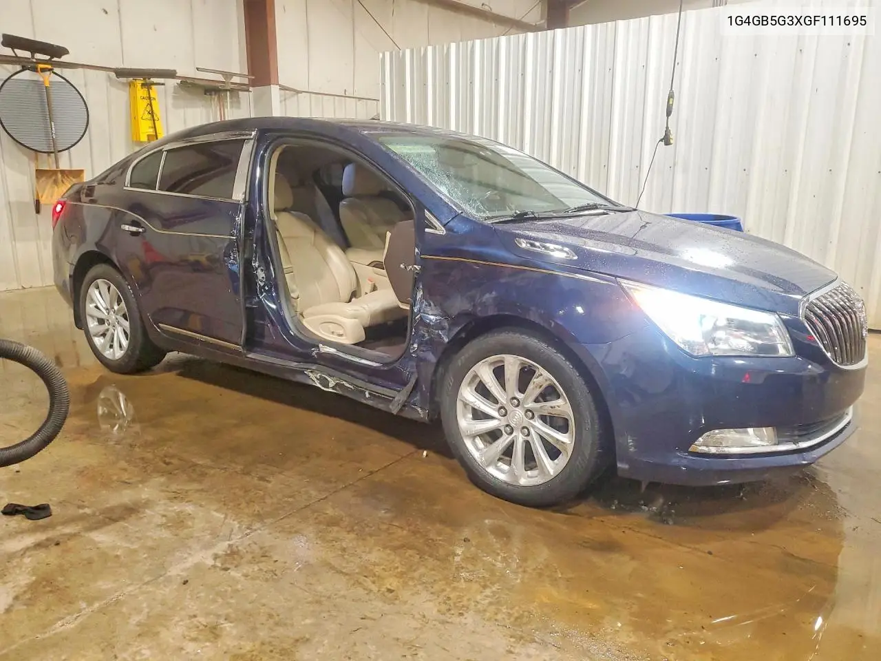 2016 Buick Lacrosse VIN: 1G4GB5G3XGF111695 Lot: 61591066