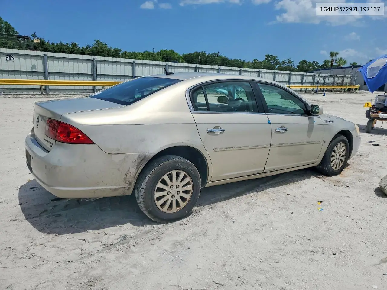 2007 Buick Lucerne Cx VIN: 1G4HP57297U197137 Lot: 60946536