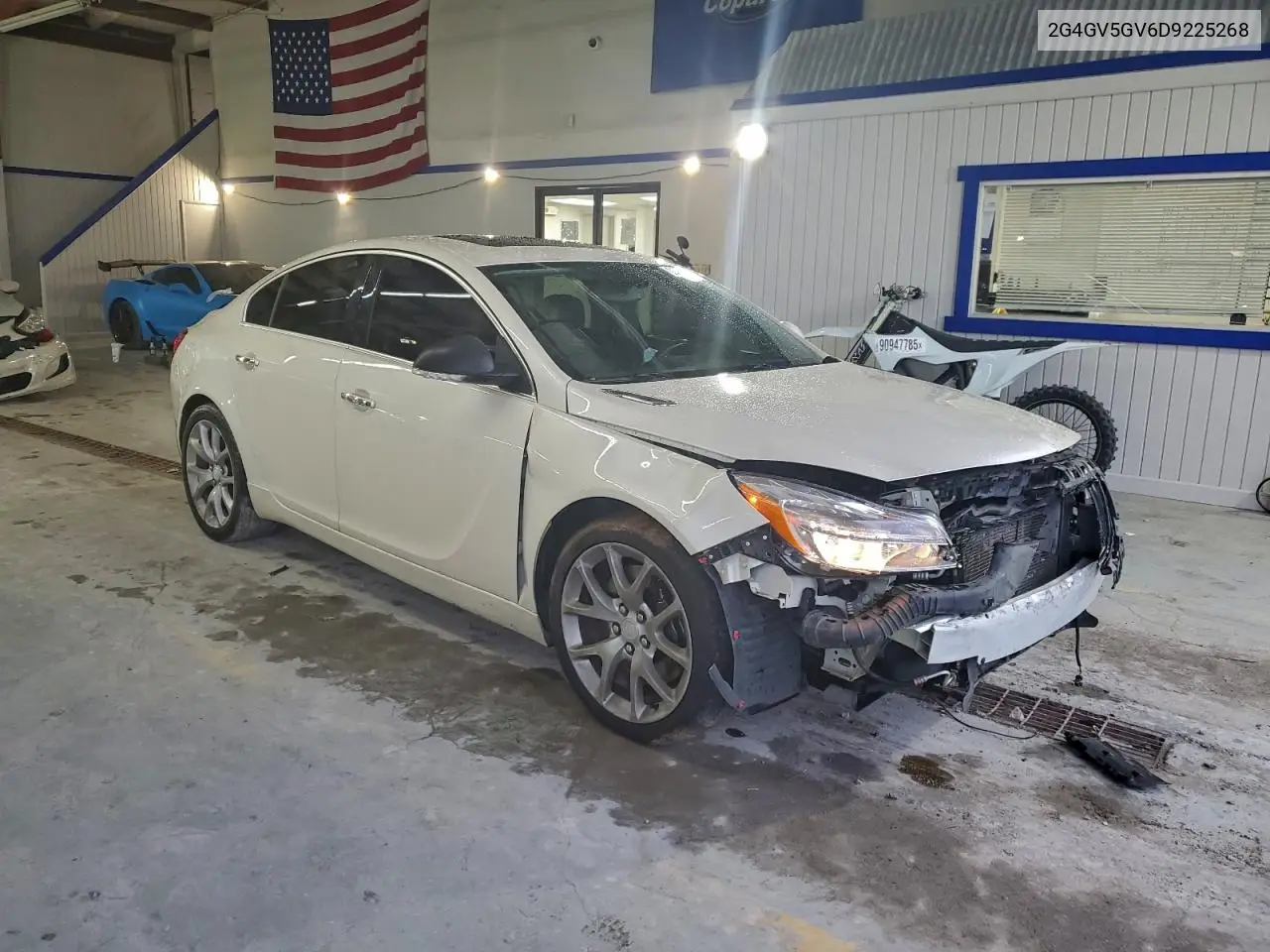 2G4GV5GV6D9225268 2013 Buick Regal Gs