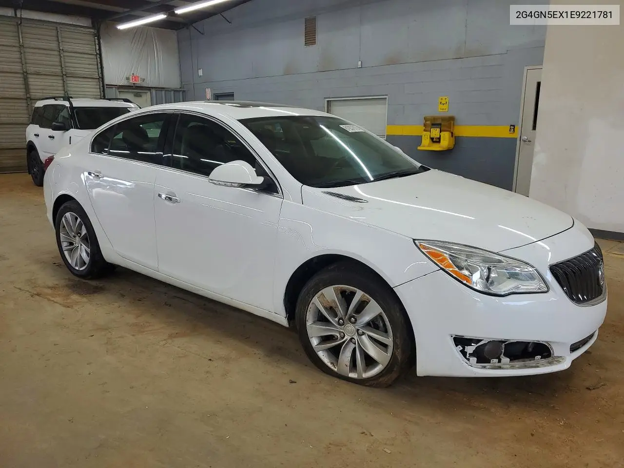 2014 Buick Regal T-Type VIN: 2G4GN5EX1E9221781 Lot: 61937816