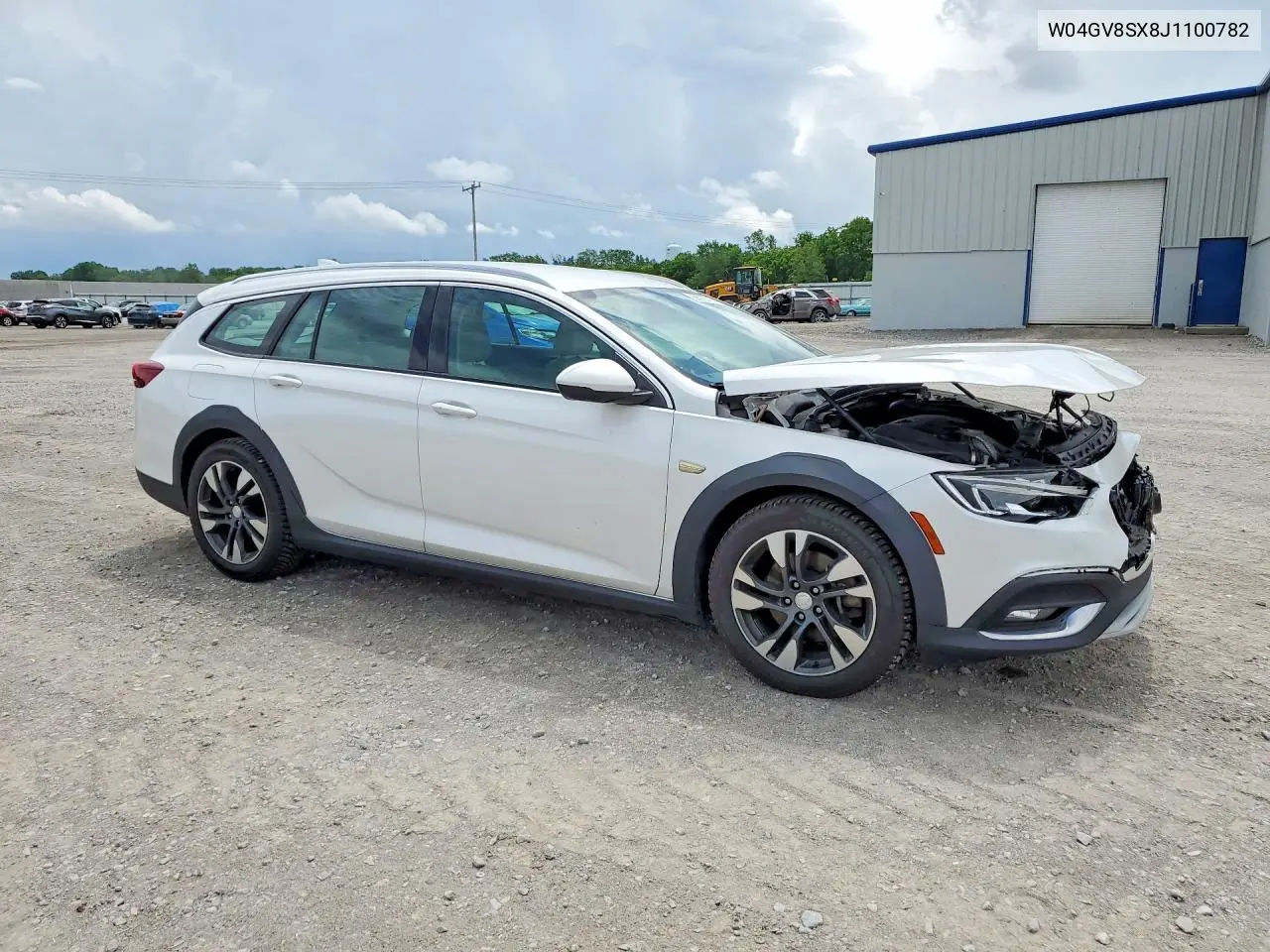 2018 Buick Regal Tourx Essence VIN: W04GV8SX8J1100782 Lot: 56592216