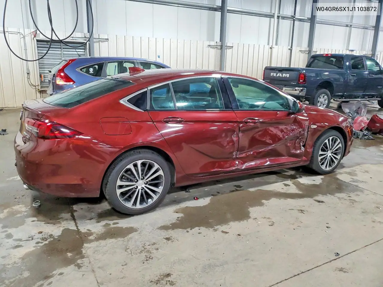 2018 Buick Regal Essence VIN: W04GR6SX1J1103872 Lot: 58307156