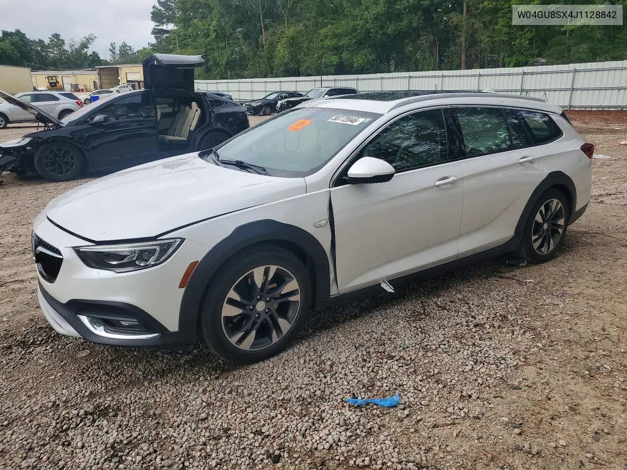 2018 Buick Regal Tourx Preferred VIN: W04GU8SX4J1128842 Lot: 58772046