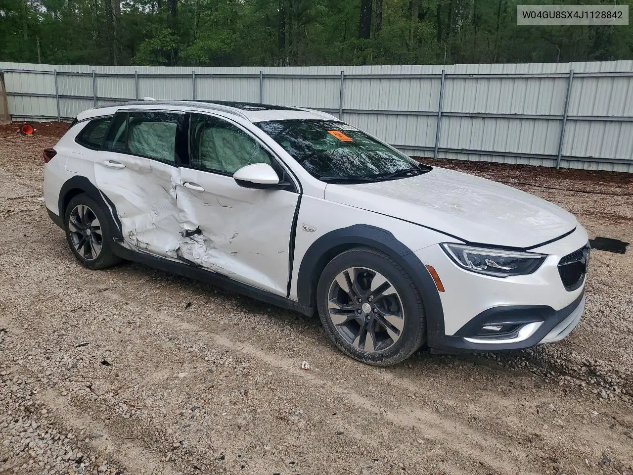 2018 Buick Regal Tourx Preferred VIN: W04GU8SX4J1128842 Lot: 58772046