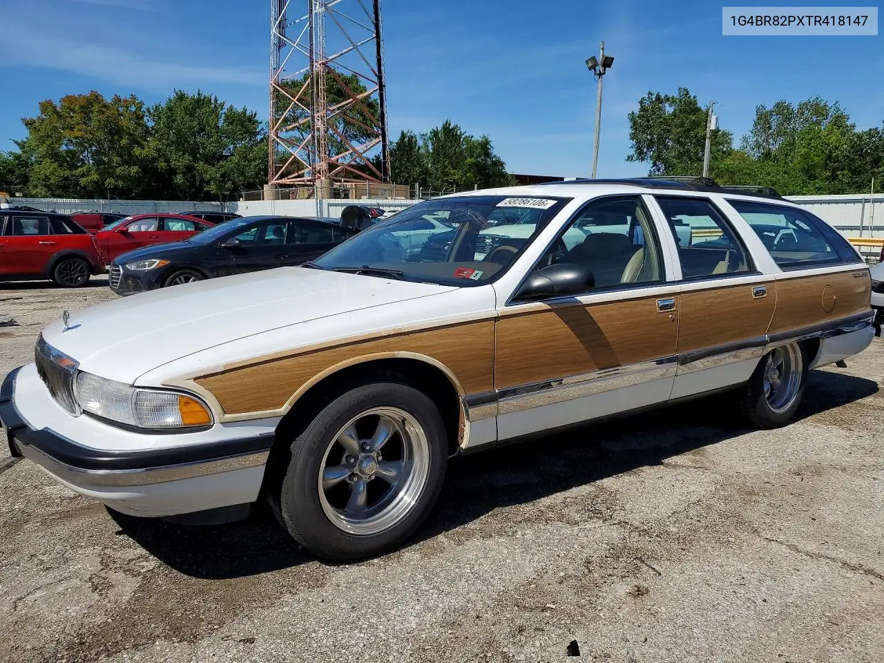1996 Buick Roadmaster Base VIN: 1G4BR82PXTR418147 Lot: 58286106