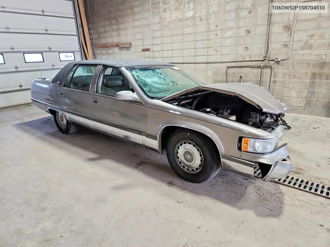 1995 Cadillac Fleetwood Base VIN: 1G6DW52P1SR704510 Lot: 55937606
