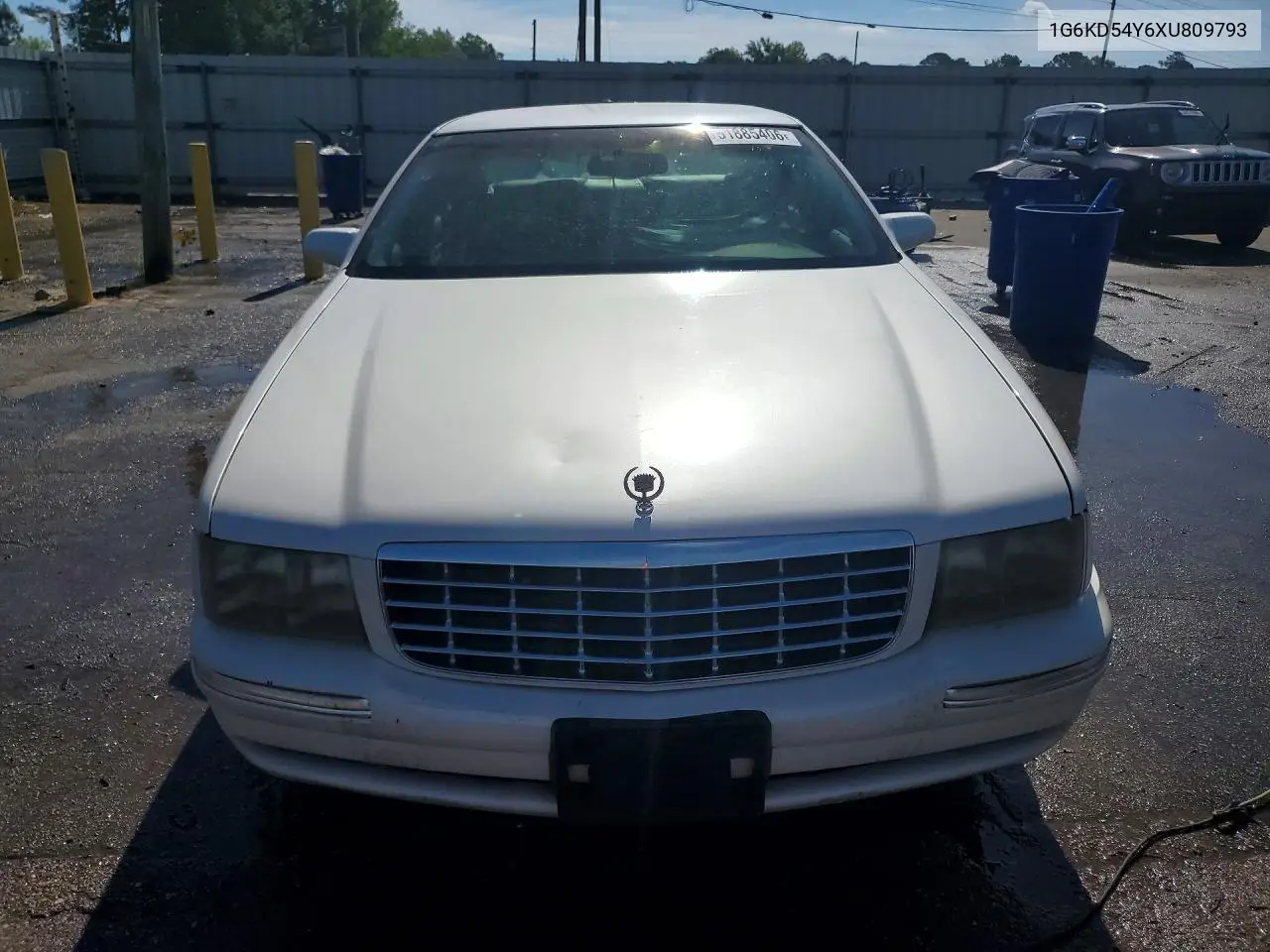 1999 Cadillac Deville VIN: 1G6KD54Y6XU809793 Lot: 51885406