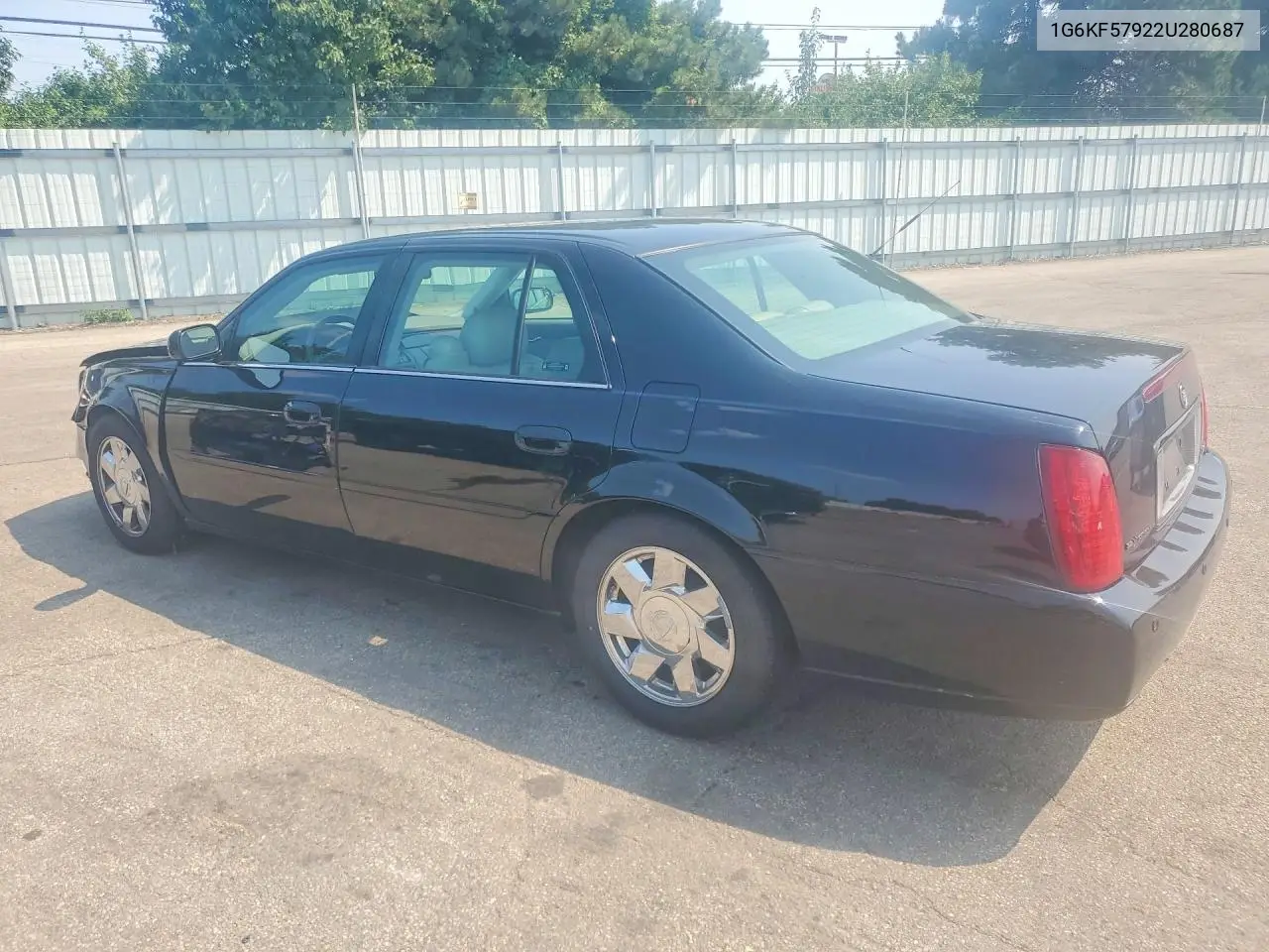 2002 Cadillac Deville Dts VIN: 1G6KF57922U280687 Lot: 61026916