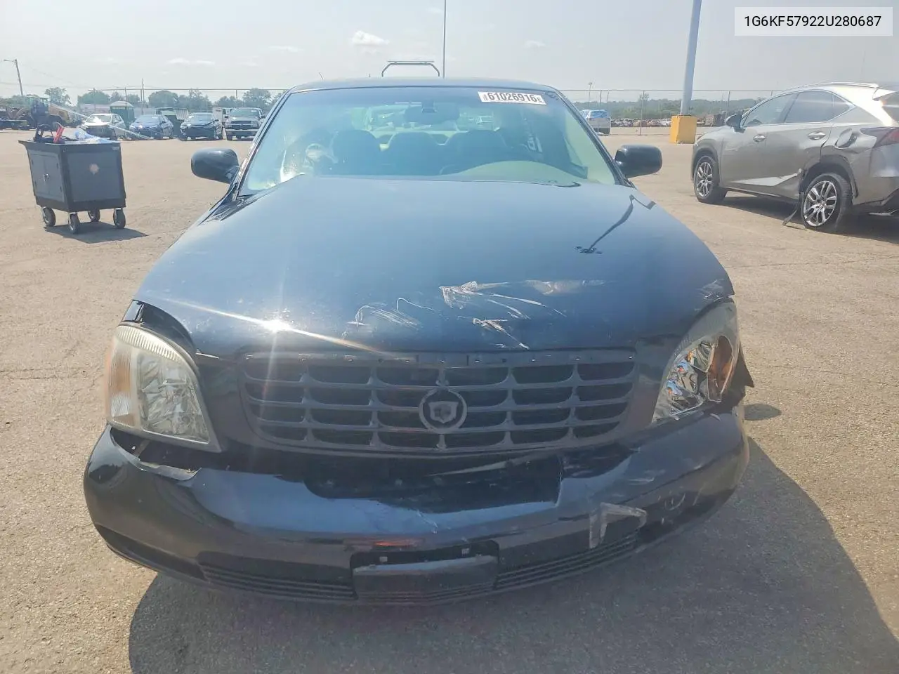 2002 Cadillac Deville Dts VIN: 1G6KF57922U280687 Lot: 61026916