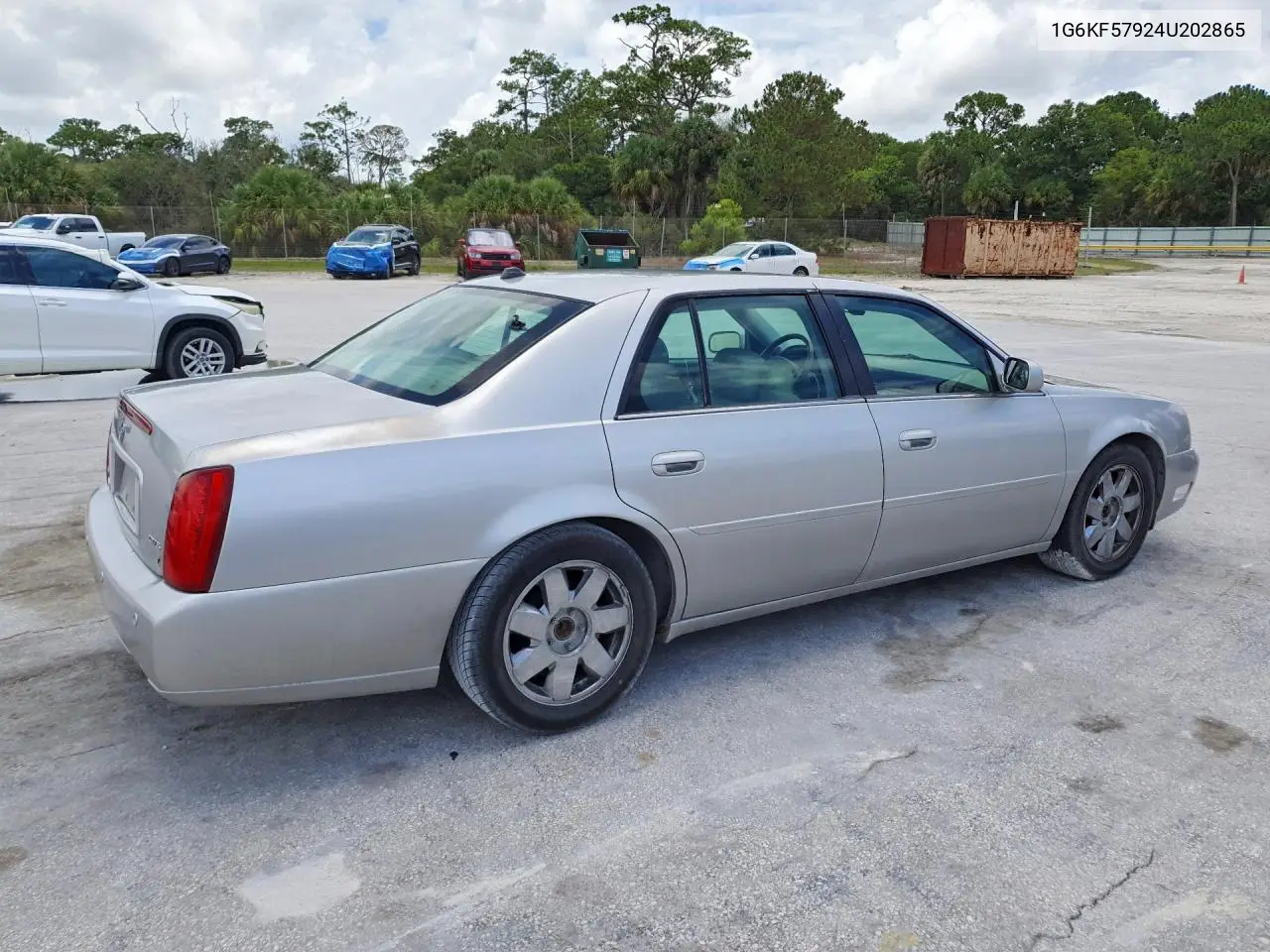 2004 Cadillac Deville Dts VIN: 1G6KF57924U202865 Lot: 56949856