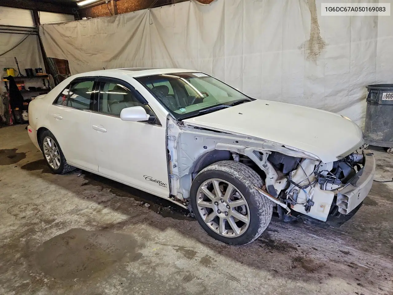 2005 Cadillac Sts VIN: 1G6DC67A050169083 Lot: 52705926