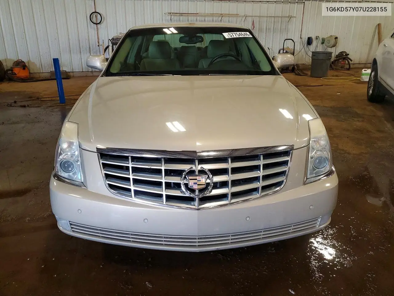 2007 Cadillac Dts VIN: 1G6KD57Y07U228155 Lot: 57754646