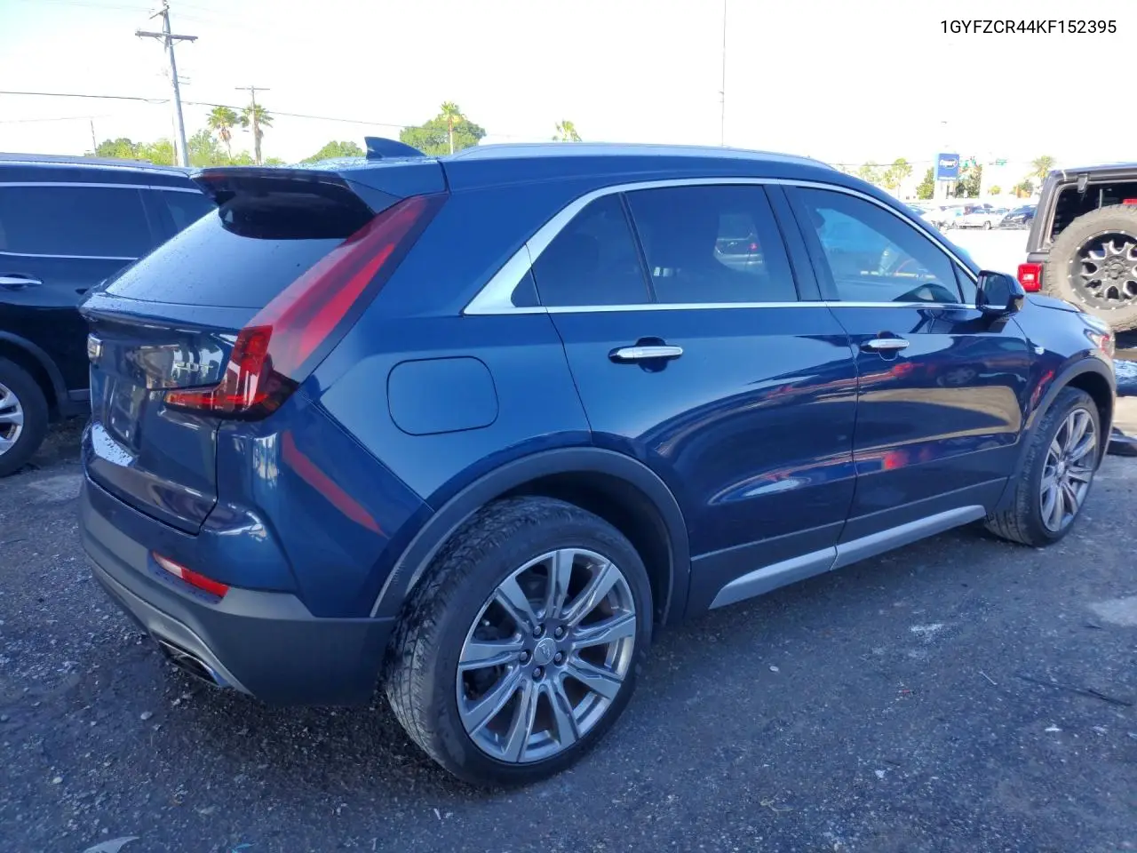 2019 Cadillac Xt4 Premium Luxury VIN: 1GYFZCR44KF152395 Lot: 54463636