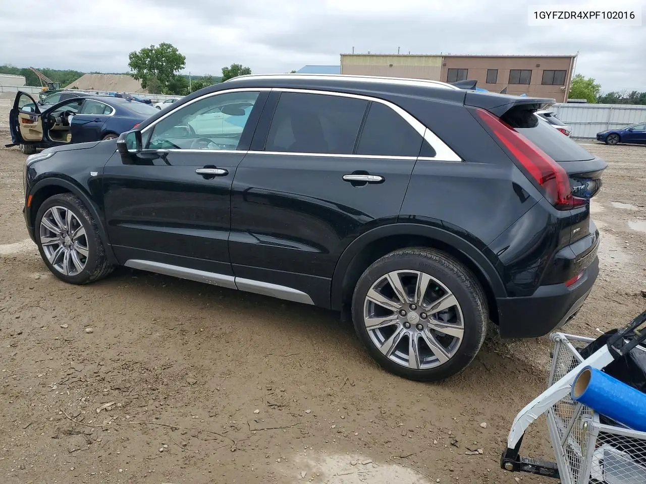 2023 Cadillac Xt4 Premium Luxury VIN: 1GYFZDR4XPF102016 Lot: 54039226