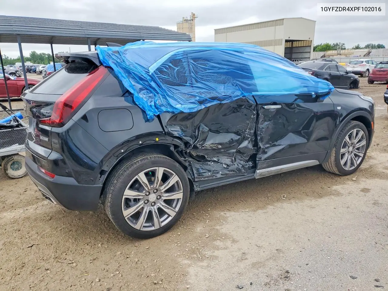 2023 Cadillac Xt4 Premium Luxury VIN: 1GYFZDR4XPF102016 Lot: 54039226