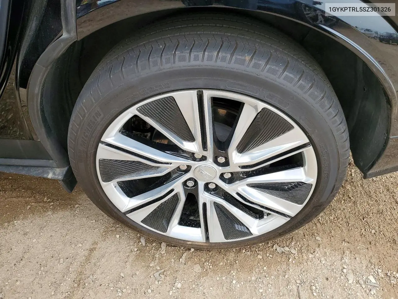 2025 Cadillac Lyriq Luxury VIN: 1GYKPTRL5SZ301326 Lot: 53961166
