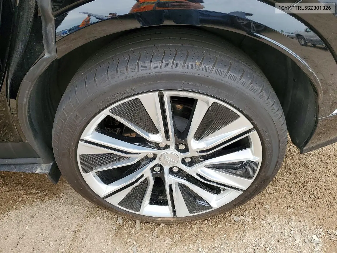 2025 Cadillac Lyriq Luxury VIN: 1GYKPTRL5SZ301326 Lot: 53961166