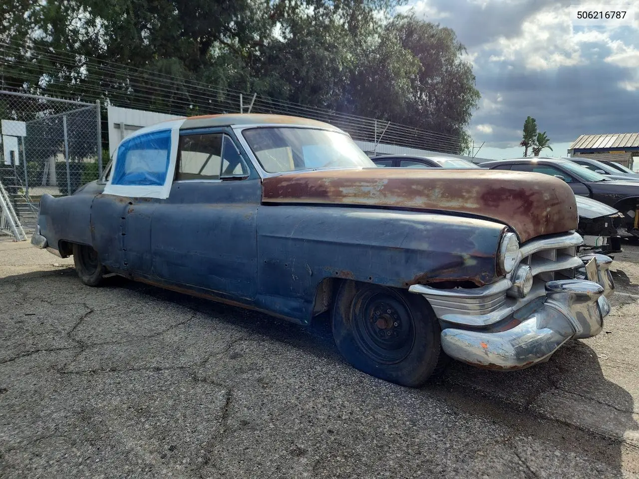 1950 Cadillac Allante VIN: 506216787 Lot: 51345636