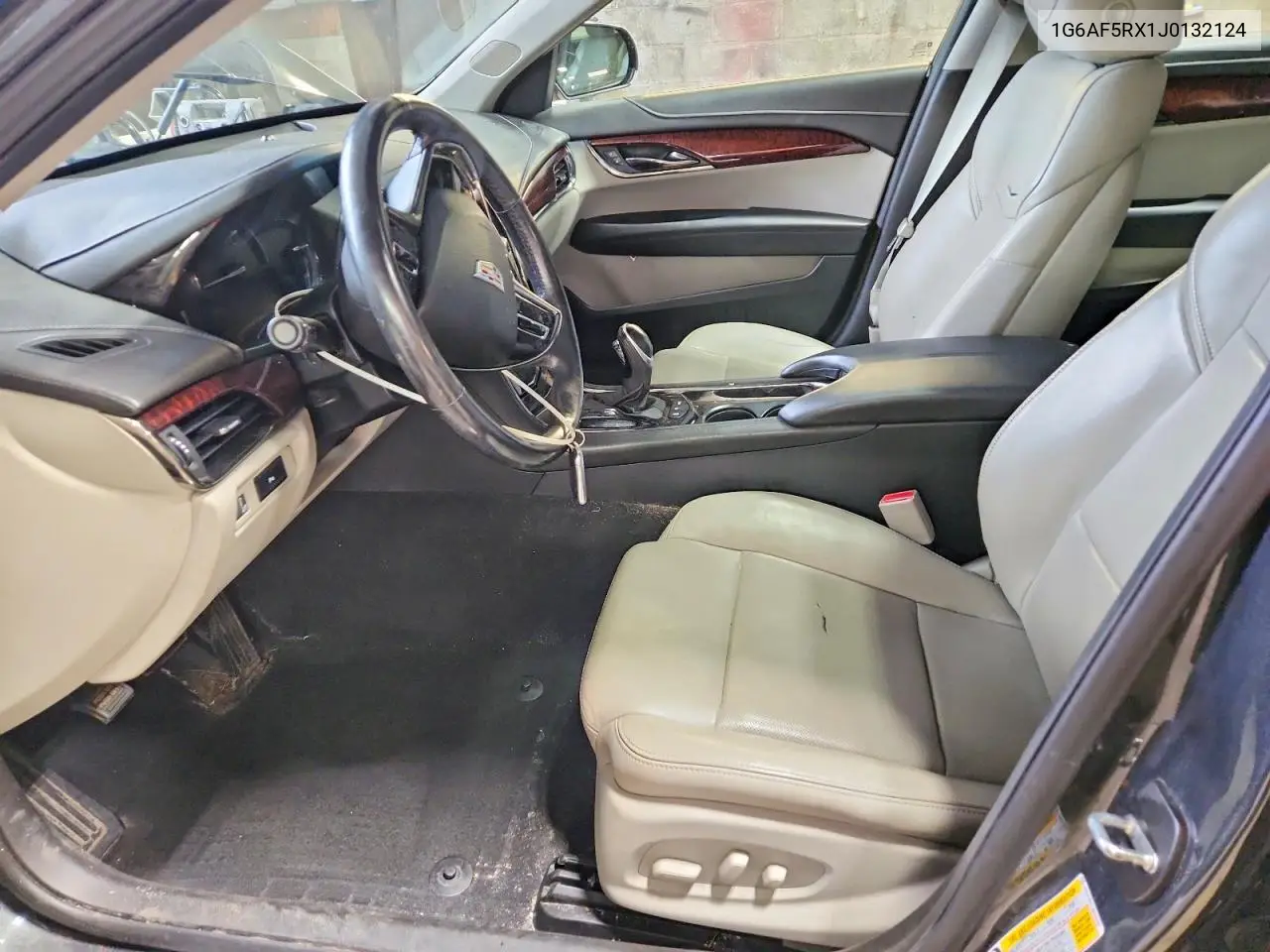 2018 Cadillac Ats Luxury VIN: 1G6AF5RX1J0132124 Lot: 61333046