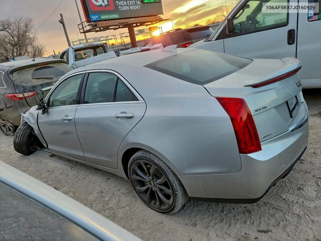 1G6AF5RX7J0160929 2018 Cadillac Ats Luxury