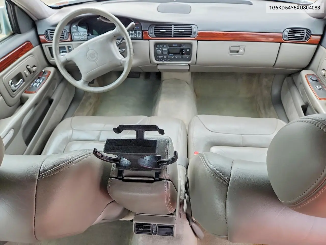 1999 Cadillac Deville VIN: 1G6KD54Y5XU804083 Lot: 52060696