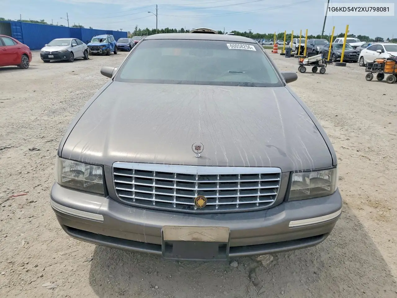 1999 Cadillac Deville VIN: 1G6KD54Y2XU798081 Lot: 60058256