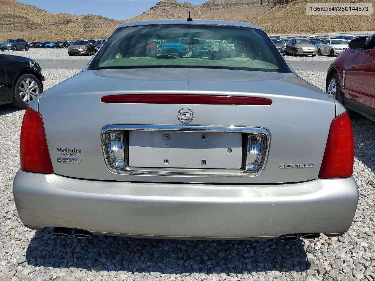 2005 Cadillac Deville VIN: 1G6KD54Y25U144873 Lot: 54627656