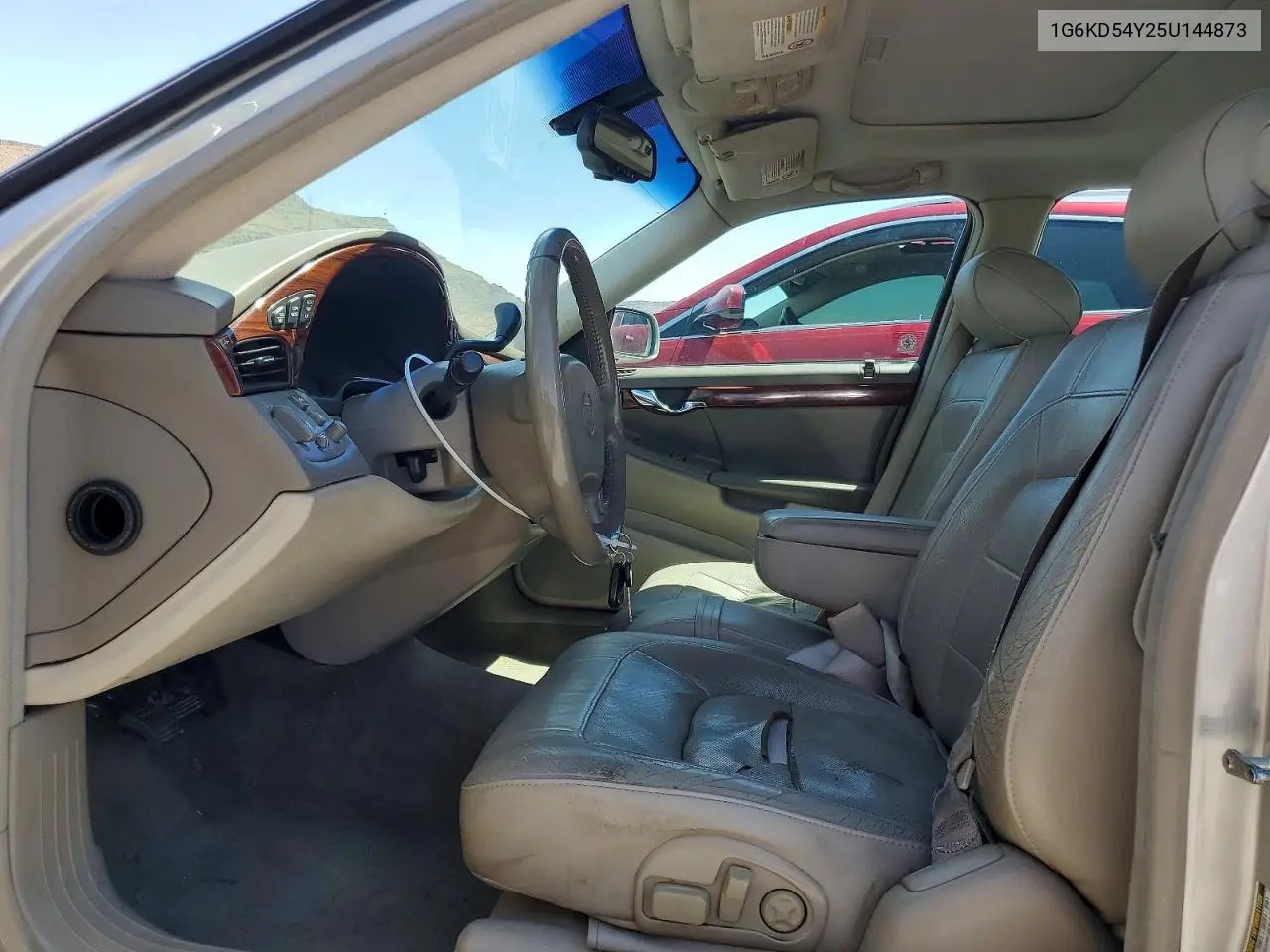 2005 Cadillac Deville VIN: 1G6KD54Y25U144873 Lot: 54627656