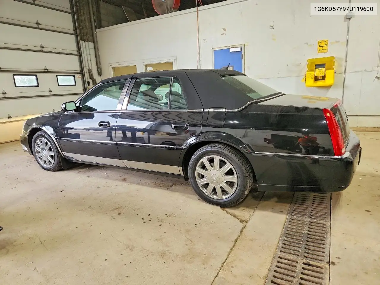 2007 Cadillac Dts VIN: 1G6KD57Y97U119600 Lot: 54647756