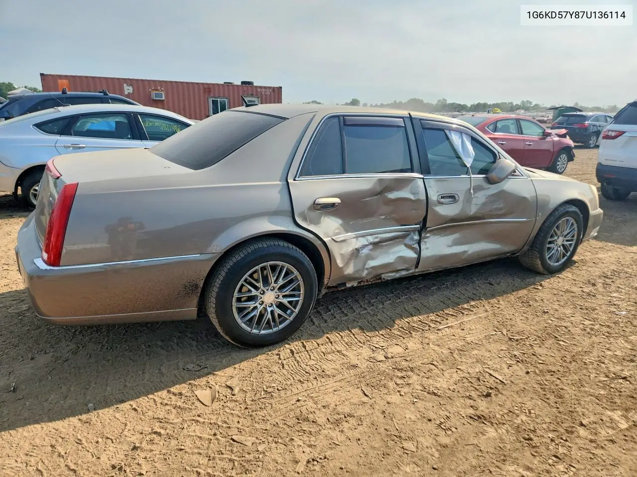 2007 Cadillac Dts VIN: 1G6KD57Y87U136114 Lot: 61022406