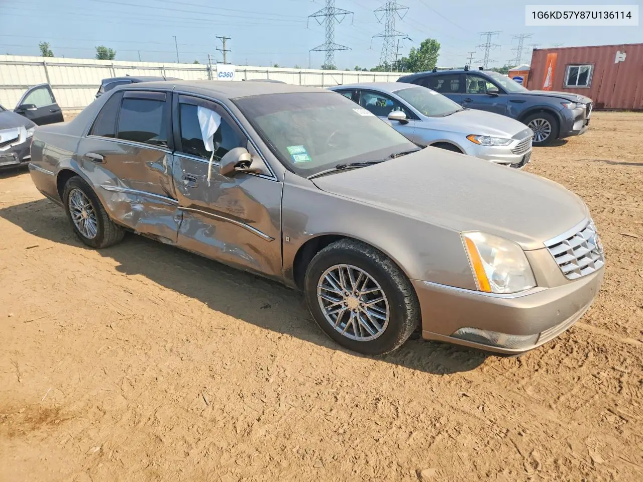 2007 Cadillac Dts VIN: 1G6KD57Y87U136114 Lot: 61022406