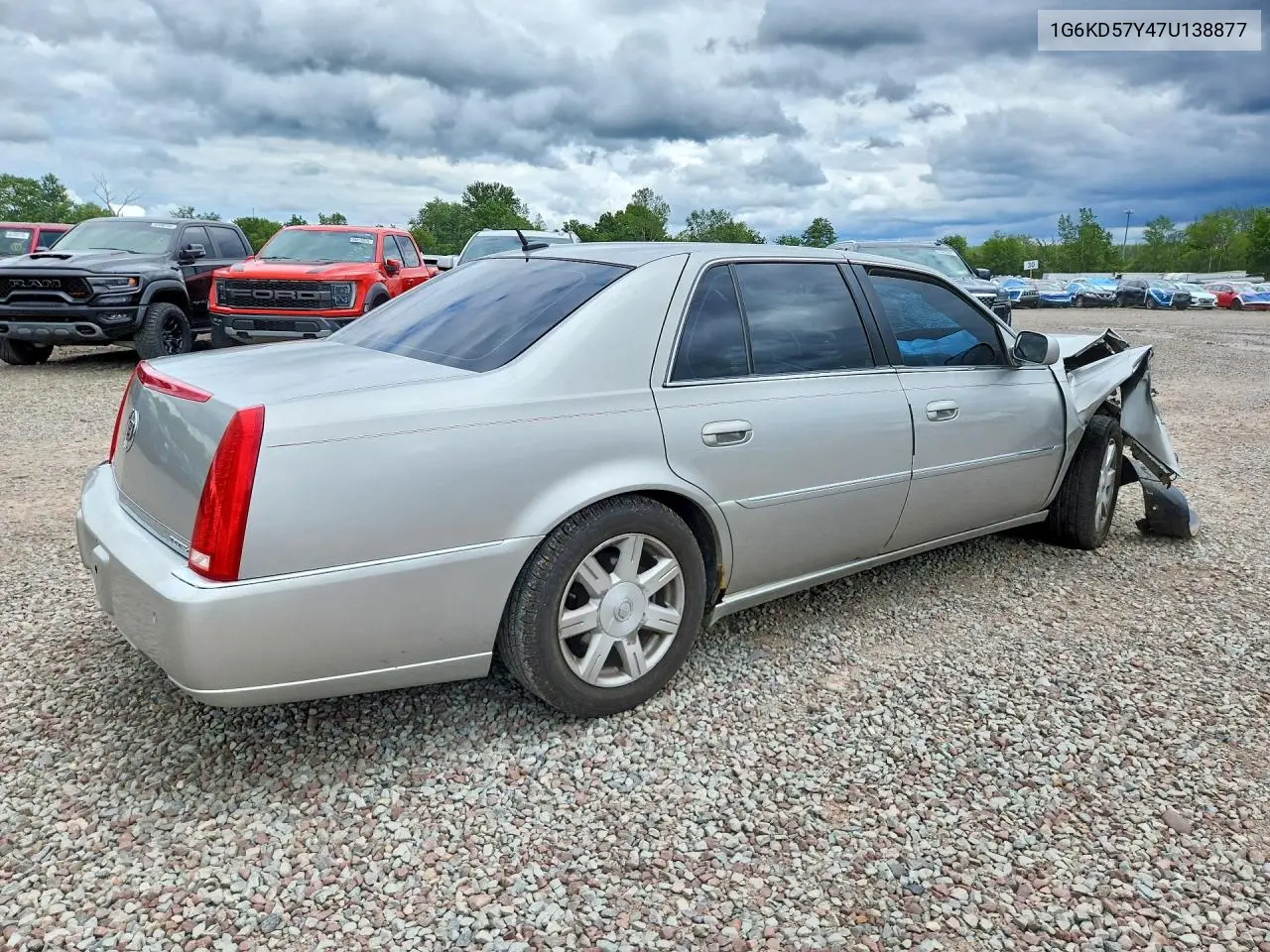 2007 Cadillac Dts VIN: 1G6KD57Y47U138877 Lot: 62119556