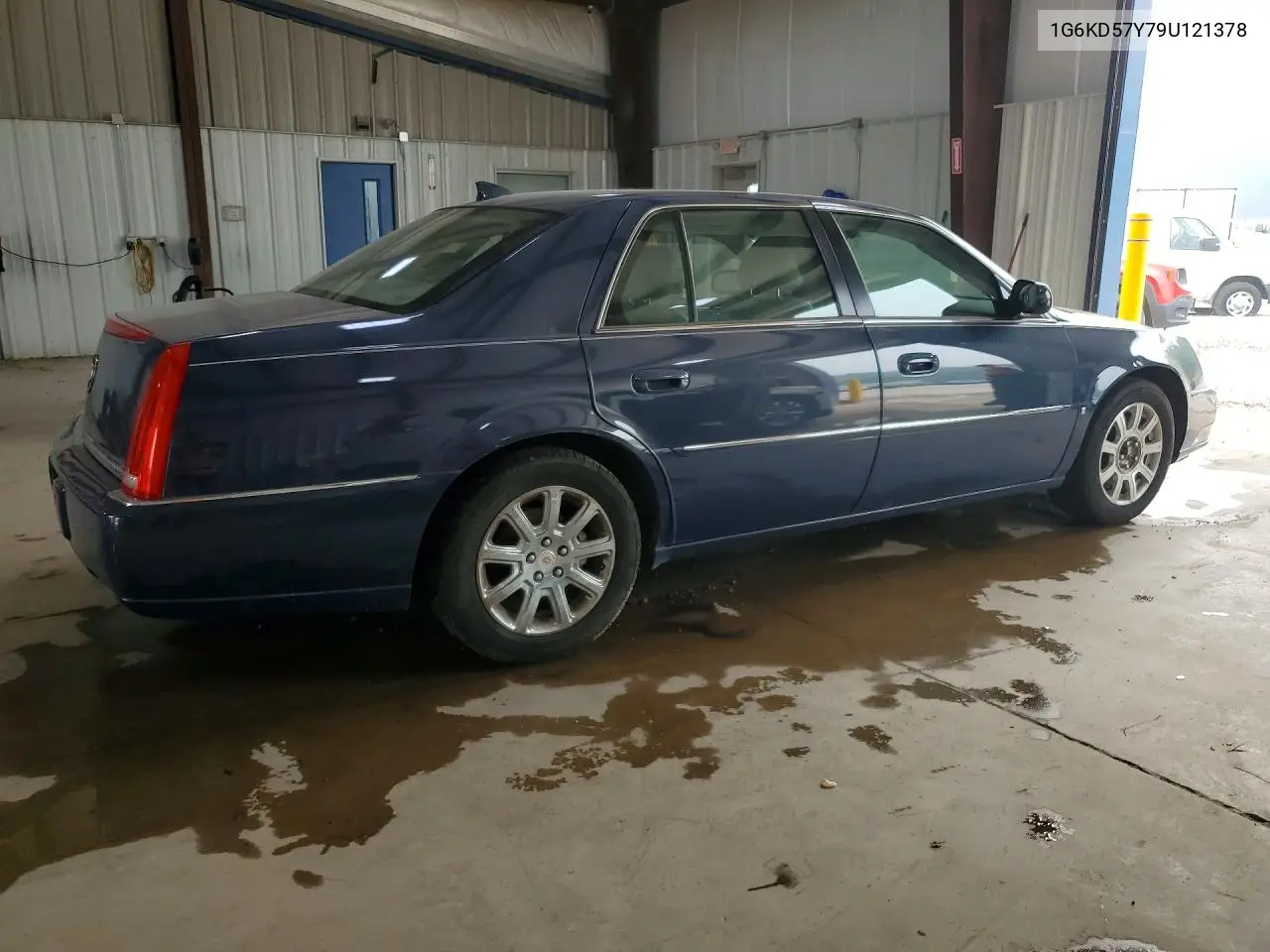 2009 Cadillac Dts VIN: 1G6KD57Y79U121378 Lot: 61576876
