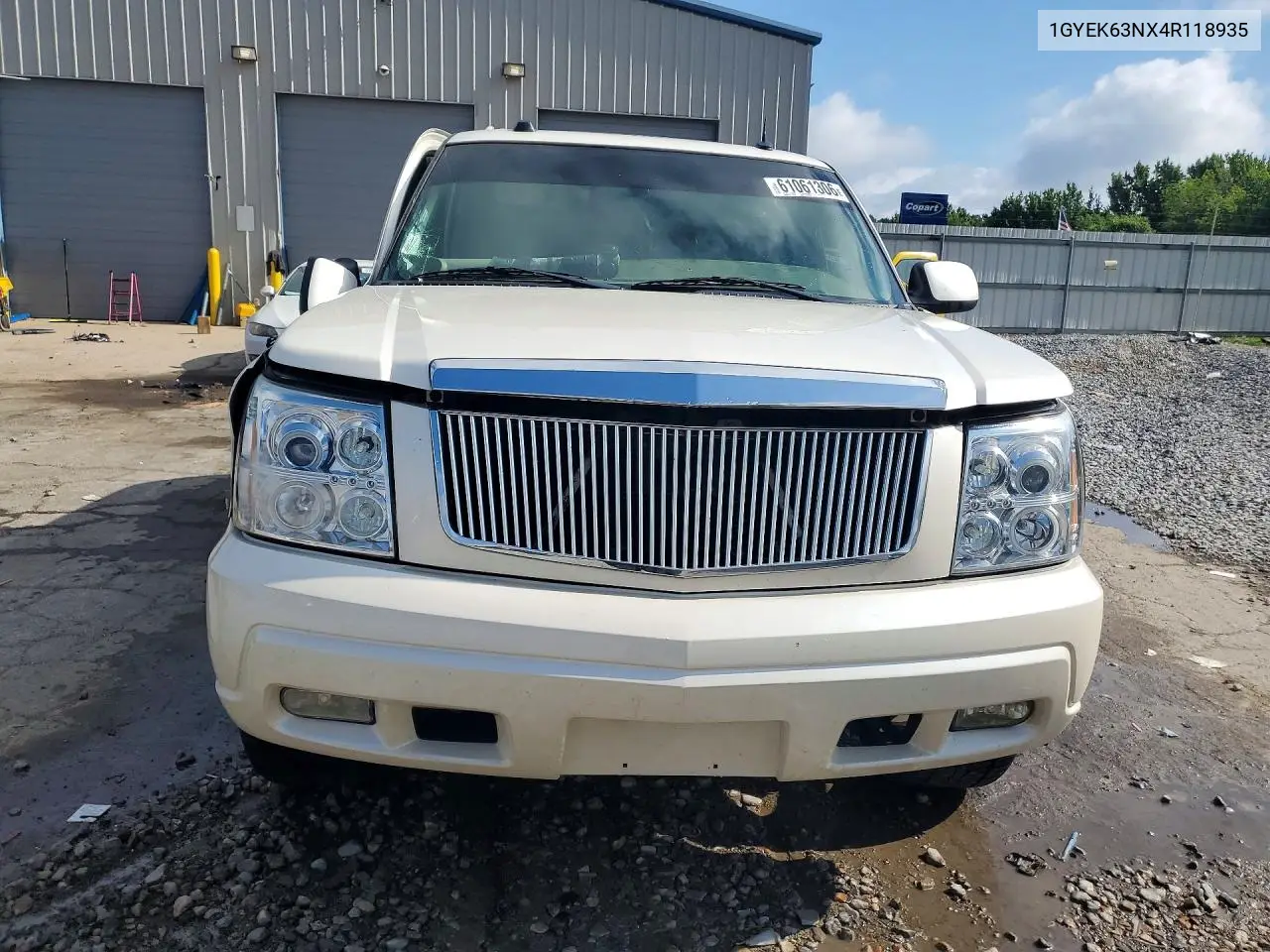 2004 Cadillac Escalade Luxury VIN: 1GYEK63NX4R118935 Lot: 61061306