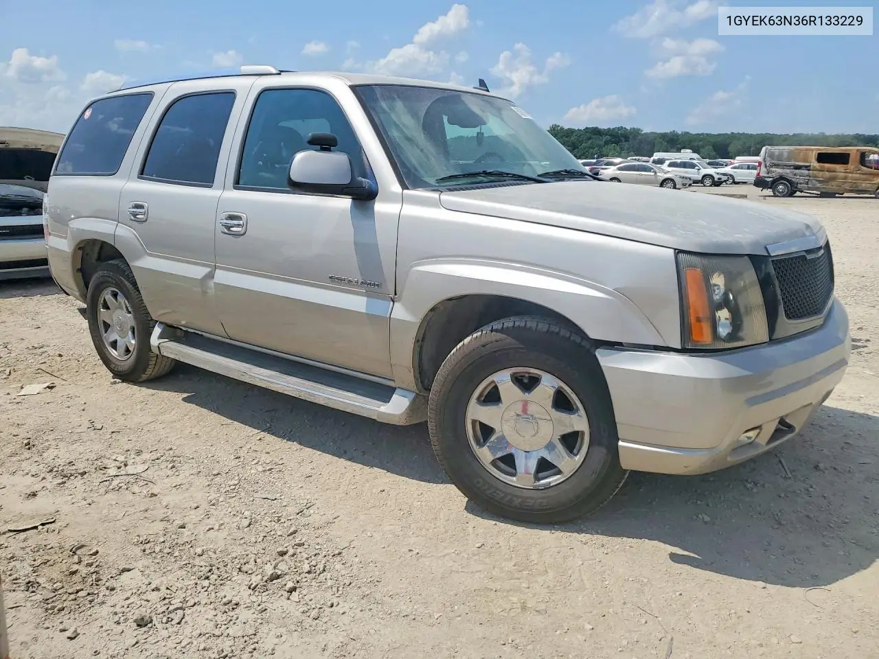 2006 Cadillac Escalade Luxury VIN: 1GYEK63N36R133229 Lot: 60890936