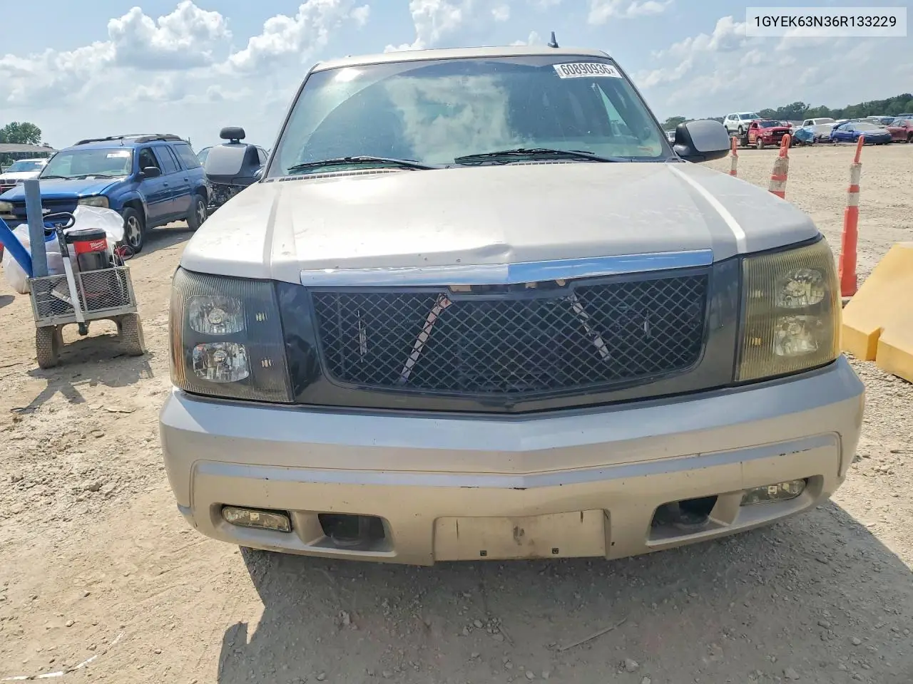 2006 Cadillac Escalade Luxury VIN: 1GYEK63N36R133229 Lot: 60890936