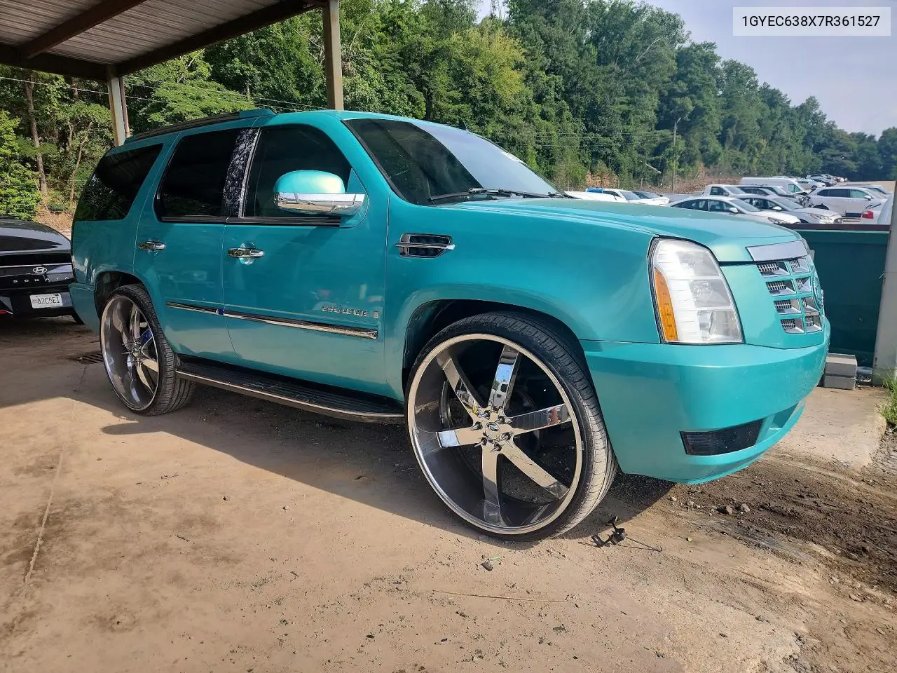 2007 Cadillac Escalade Luxury VIN: 1GYEC638X7R361527 Lot: 59989836