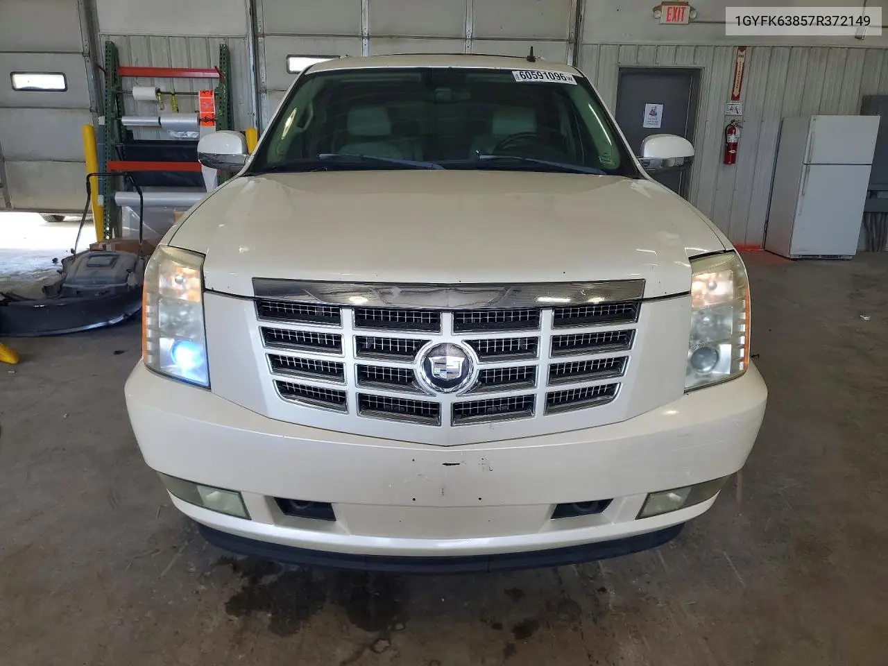 2007 Cadillac Escalade Luxury VIN: 1GYFK63857R372149 Lot: 60591096
