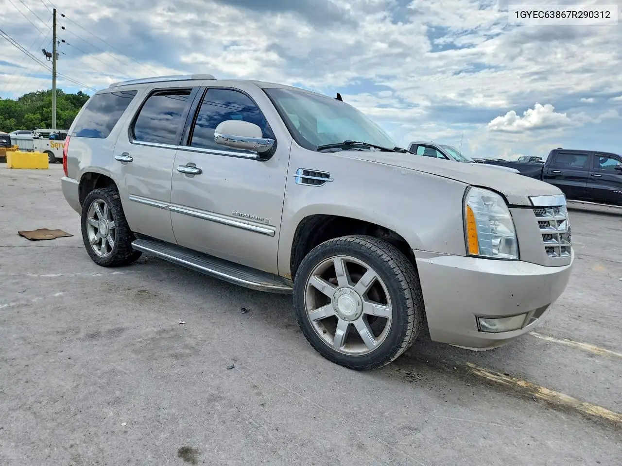 2007 Cadillac Escalade Luxury VIN: 1GYEC63867R290312 Lot: 60893836