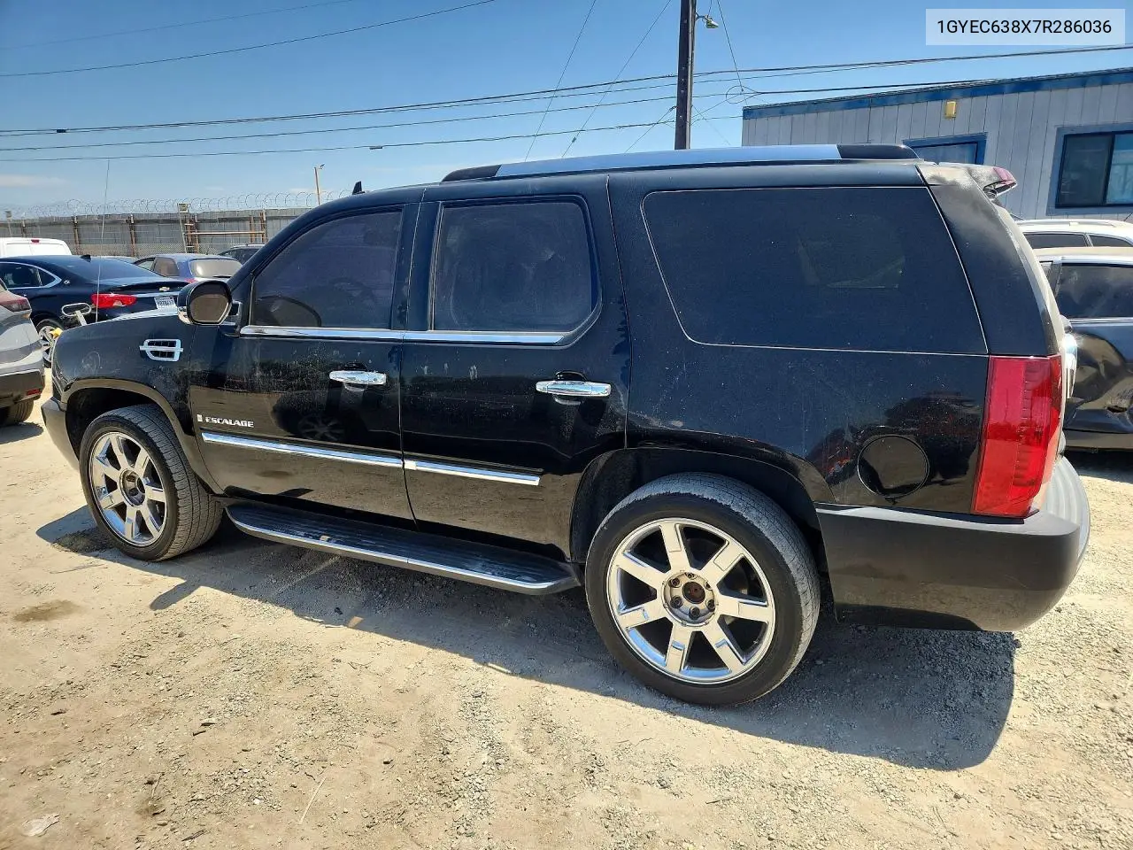 2007 Cadillac Escalade Luxury VIN: 1GYEC638X7R286036 Lot: 61585626