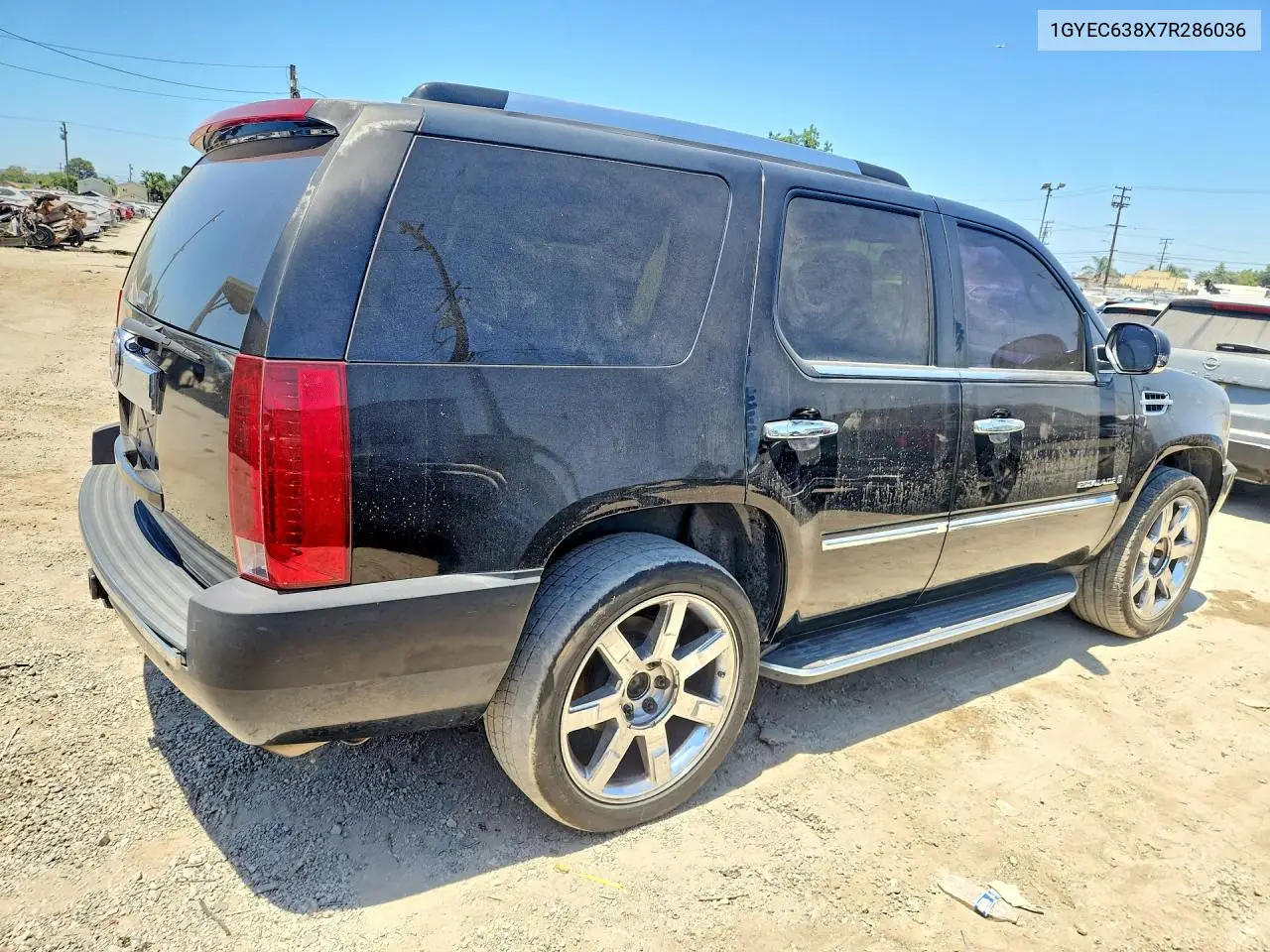 2007 Cadillac Escalade Luxury VIN: 1GYEC638X7R286036 Lot: 61585626