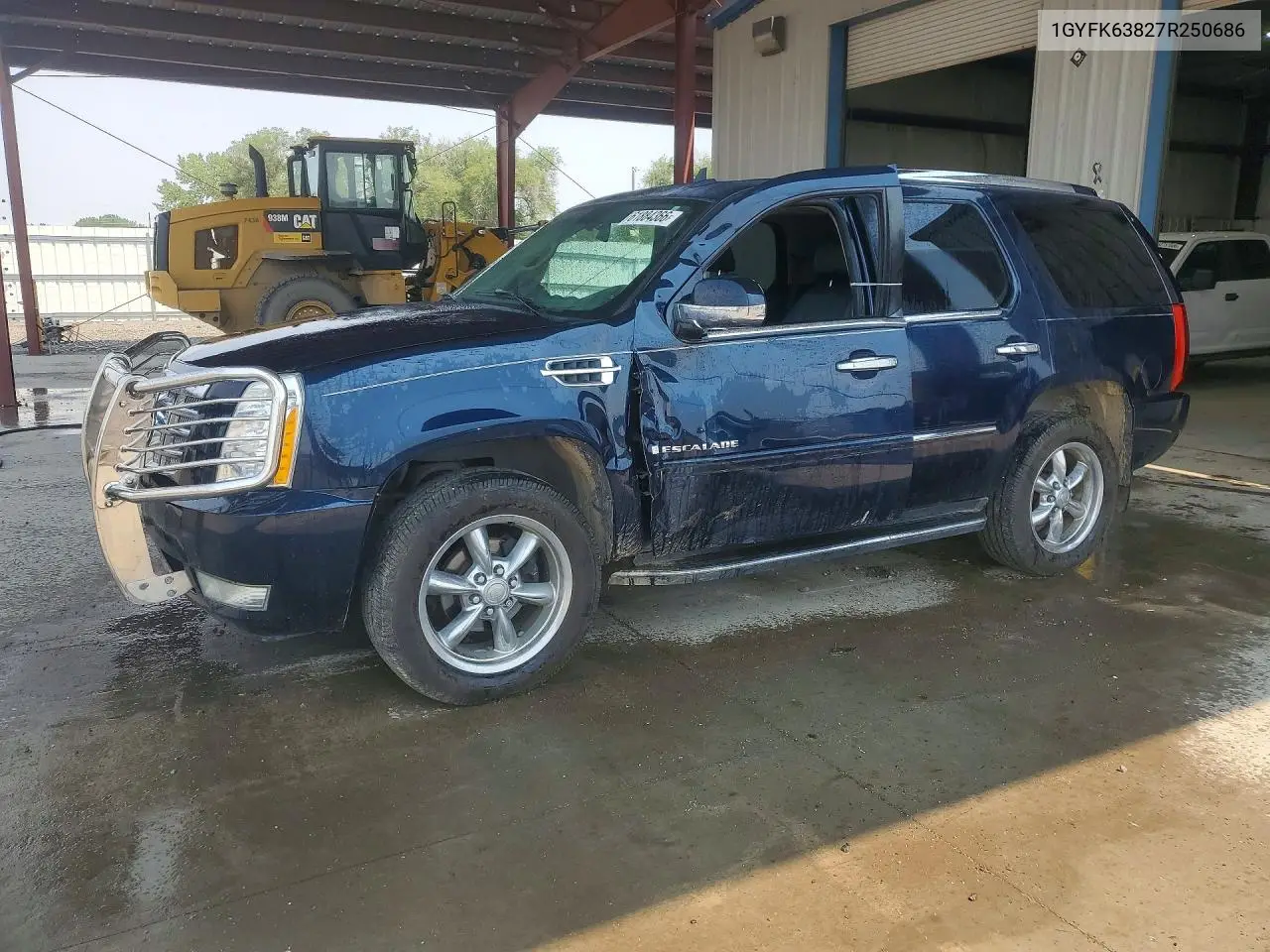 2007 Cadillac Escalade Luxury VIN: 1GYFK63827R250686 Lot: 61884366