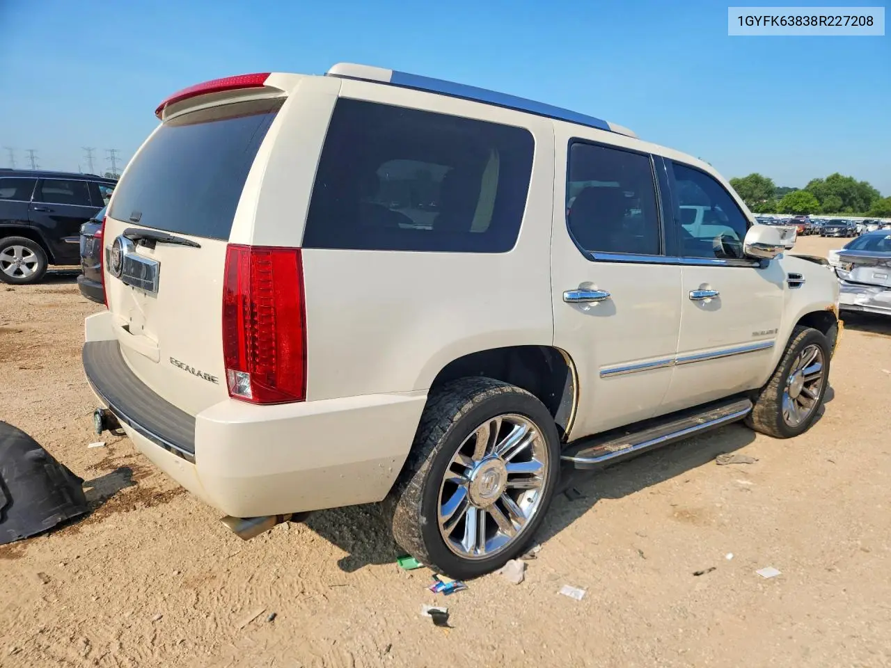 2008 Cadillac Escalade Luxury VIN: 1GYFK63838R227208 Lot: 60459636