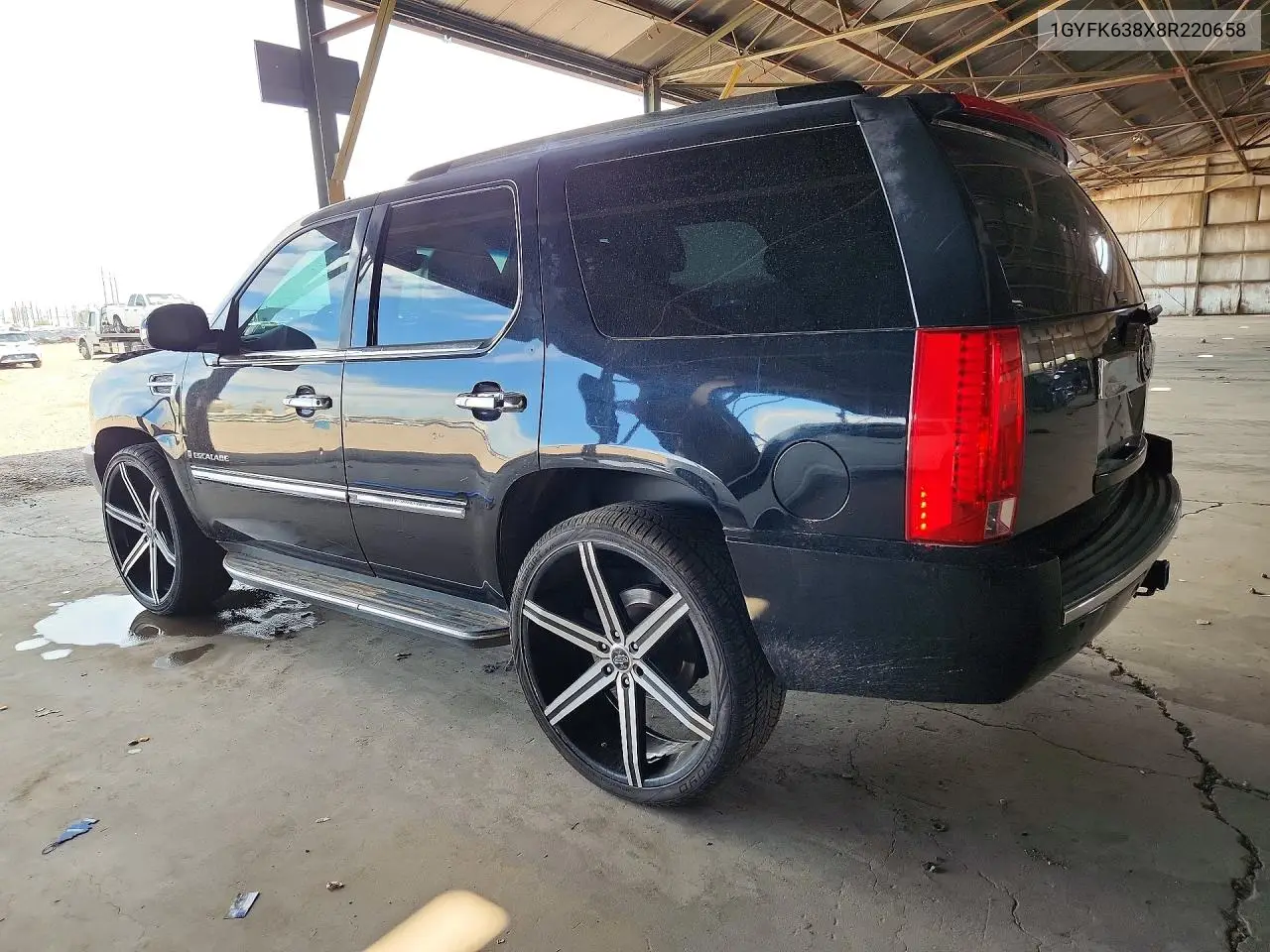 2008 Cadillac Escalade Luxury VIN: 1GYFK638X8R220658 Lot: 61556866