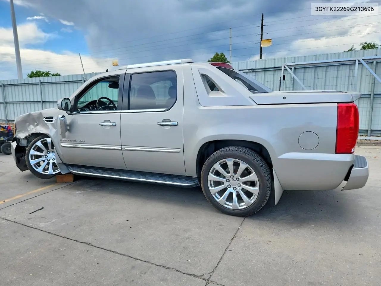 2009 Cadillac Escalade Ext Luxury VIN: 3GYFK22269G213696 Lot: 59817596