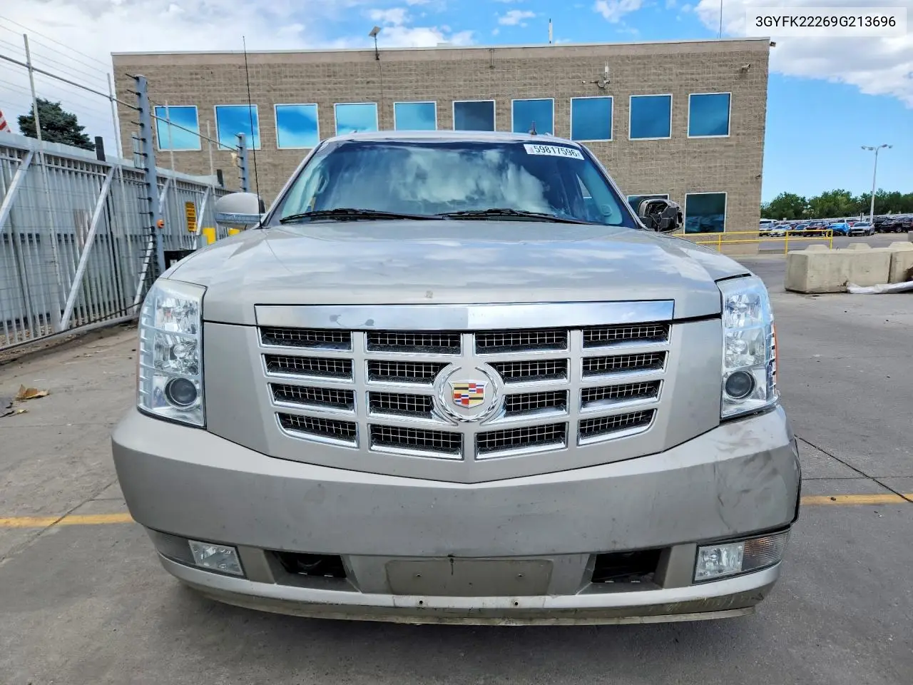 2009 Cadillac Escalade Ext Luxury VIN: 3GYFK22269G213696 Lot: 59817596