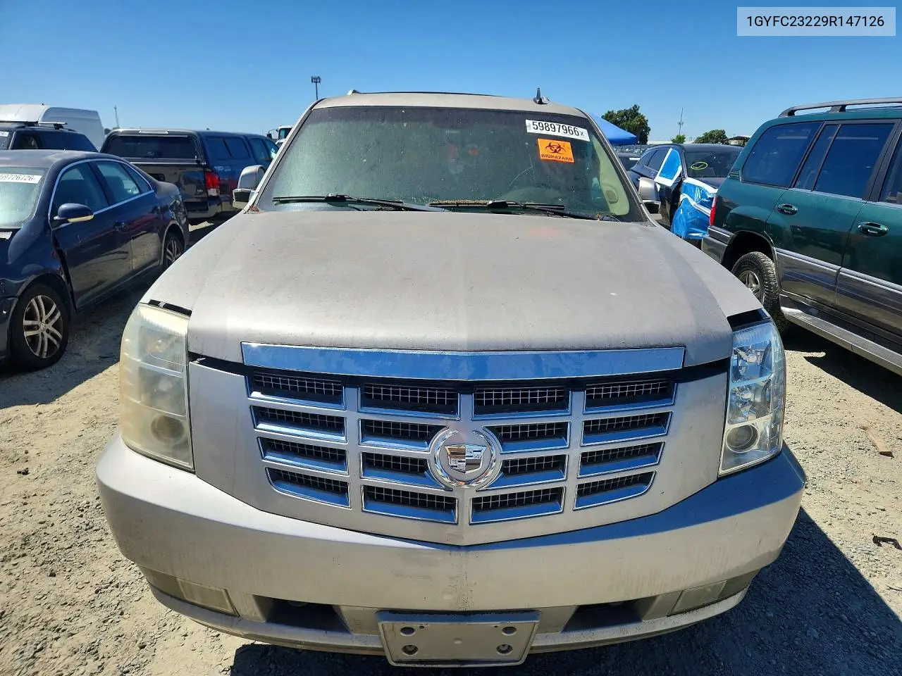2009 Cadillac Escalade Luxury VIN: 1GYFC23229R147126 Lot: 59897966
