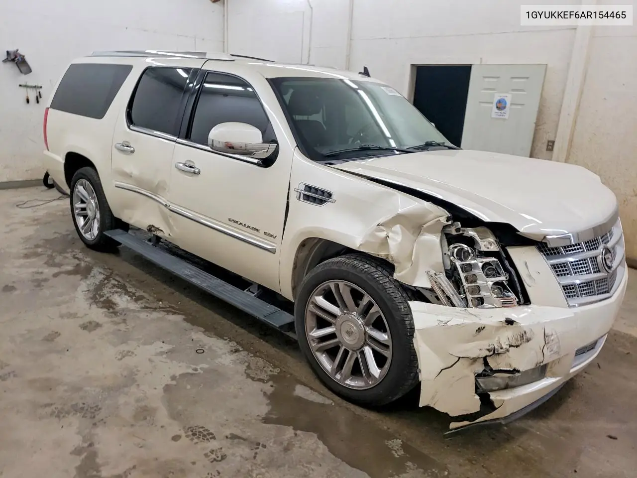 2010 Cadillac Escalade Esv Platinum VIN: 1GYUKKEF6AR154465 Lot: 60068736