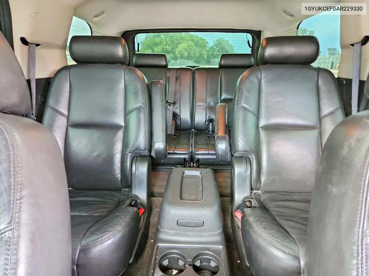 2010 Cadillac Escalade Premium VIN: 1GYUKCEF0AR229330 Lot: 61435196