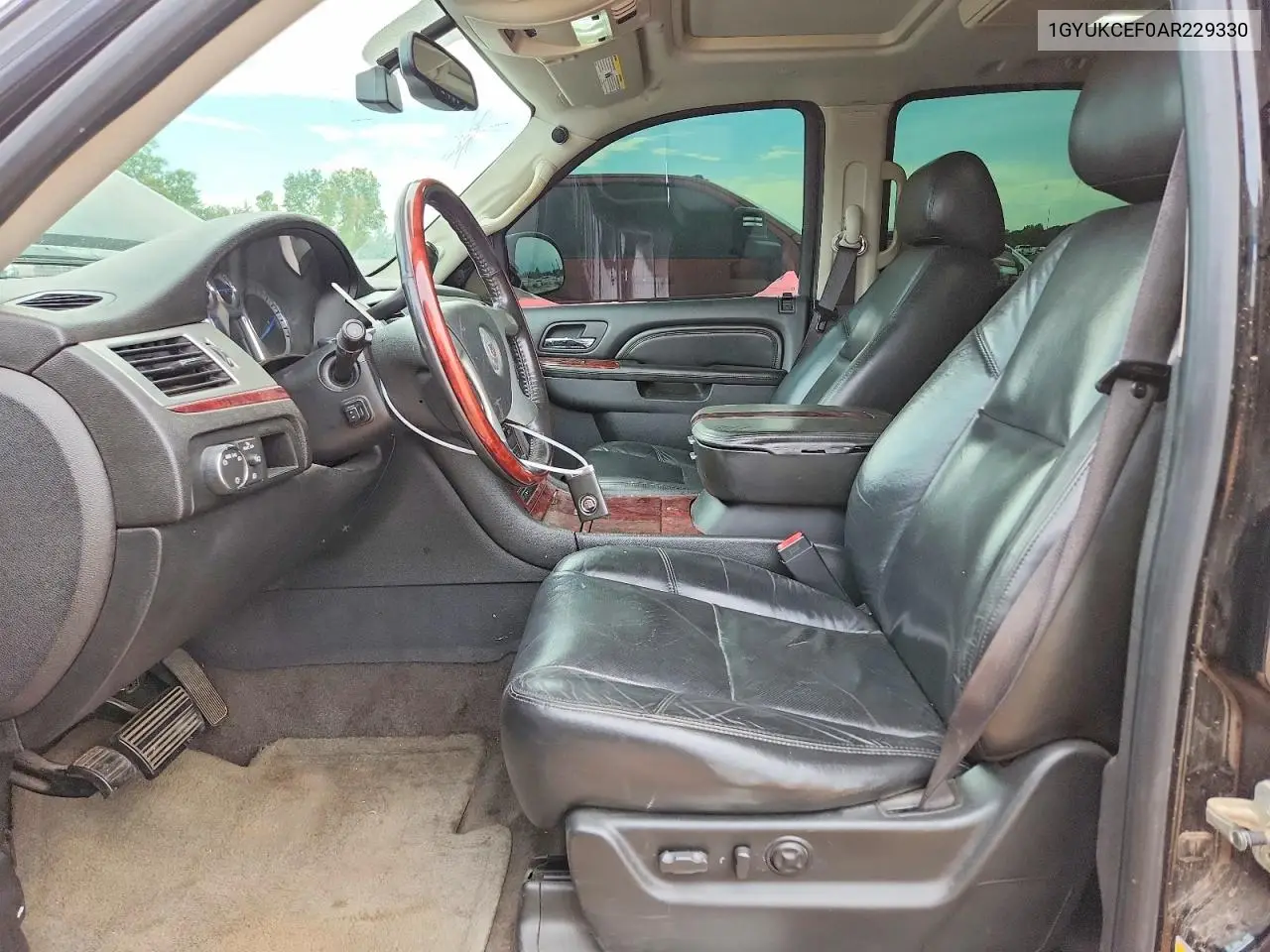 2010 Cadillac Escalade Premium VIN: 1GYUKCEF0AR229330 Lot: 61435196